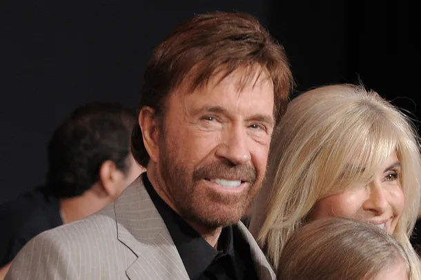 Chuck Norris, leyenda del cine de acción y artes marciales, falleció a los 86 años