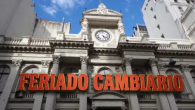 Imágenes de protestas en Medio Oriente y gráficos de la economía argentina