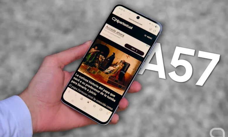 Imagen del Galaxy A57 con su asistente de transcripción de voz