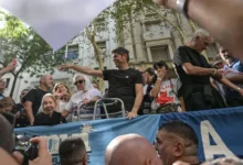 Axel Kicillof en Plaza de Mayo durante el acto por el Día de la Memoria