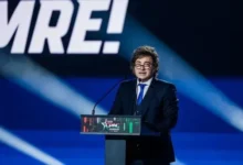 Javier Milei hablando en la CPAC en Budapest