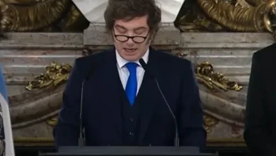 Javier Milei y su equipo en la cadena nacional