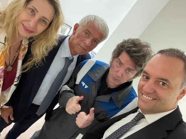 Javier Milei y Mariano Cúneo Libarona en una reunión oficial