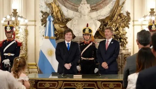 Javier Milei y Juan Bautista Mahiques en la Casa Rosada