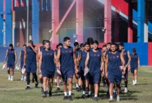 Martín Palermo en una conferencia de prensa