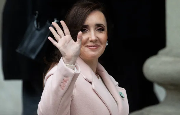 Victoria Villarruel sonriendo durante su visita a la Fiesta Nacional de la Vendimia 2026 en Mendoza