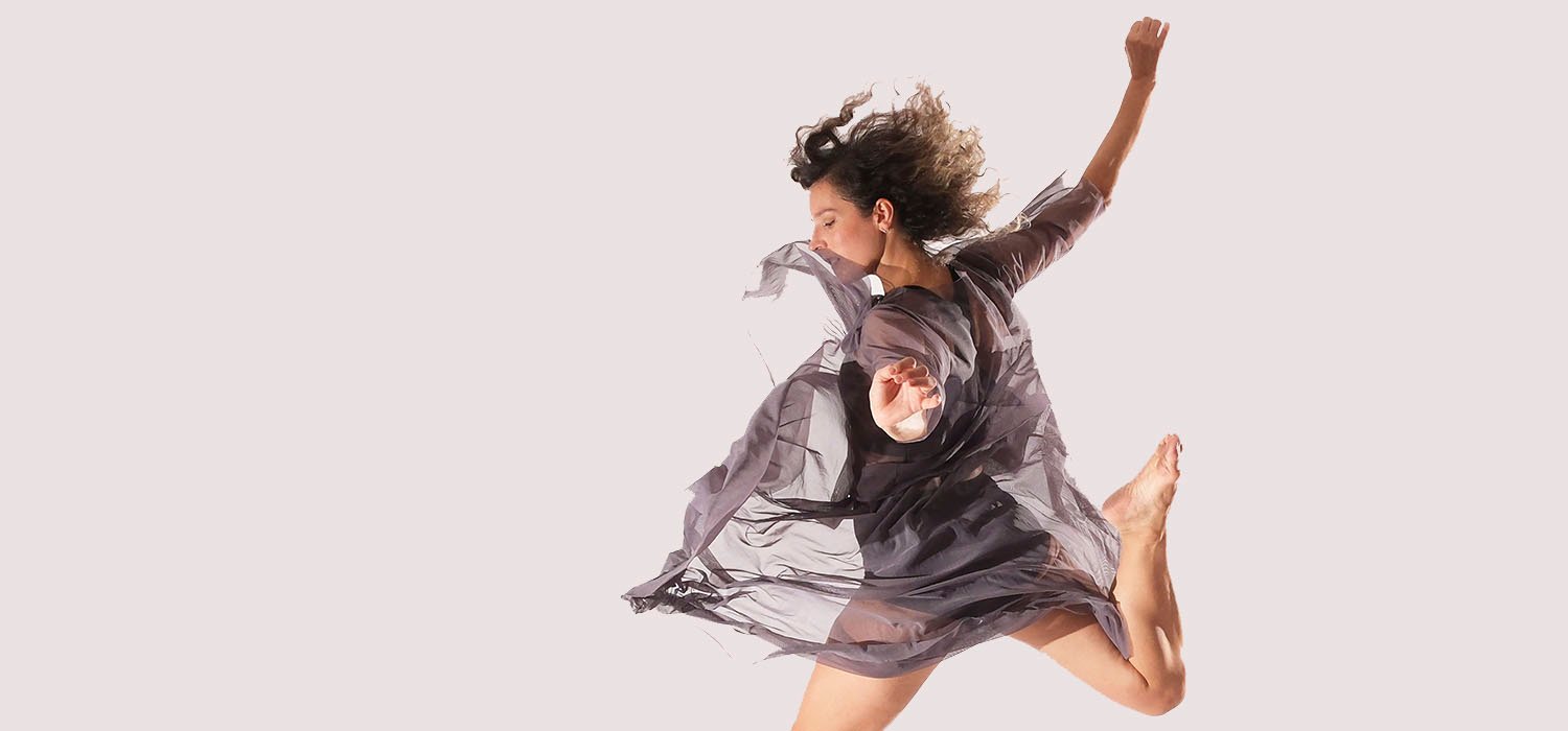 Sala de ensayo de danza contemporánea en la Agencia Córdoba Cultura