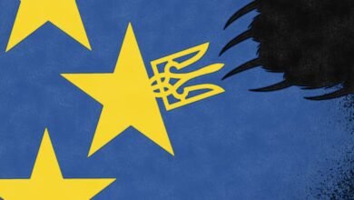 Bandera de Ucrania y bandera de la Unión Europea