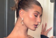 Una joven con una melena saludable y brillante