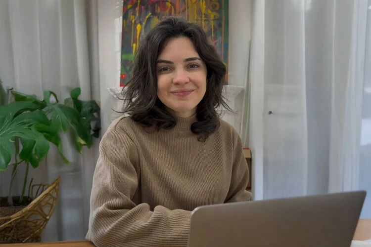 Estudiantes en una clase de idiomas en línea