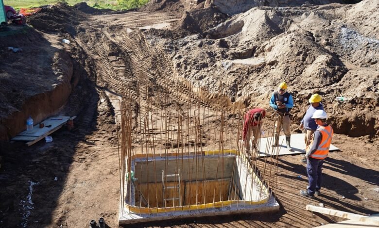 Trabajos de construcción de la red cloacal en Río Cuarto