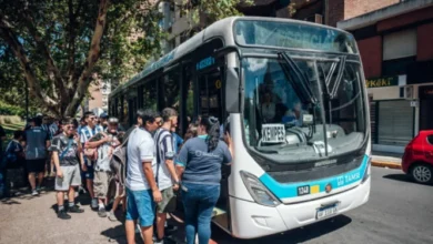 Imagen del Estadio Mario Alberto Kempes con un partido de fútbol en desarrollo