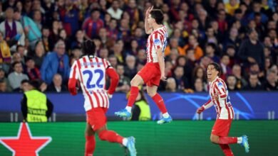 Fotografía del partido entre Atlético de Madrid y Barcelona en la Champions League, con Julián Álvarez celebrando su gol