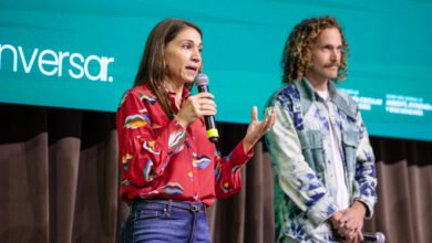 Estudiantes participando en la jornada Re-Conversar