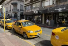 Imagen de un taxi en la calle
