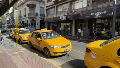 Imagen de un taxi en la calle
