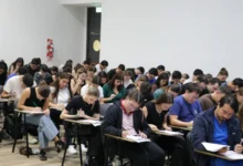 Profesionales de la Salud en una sala de examen