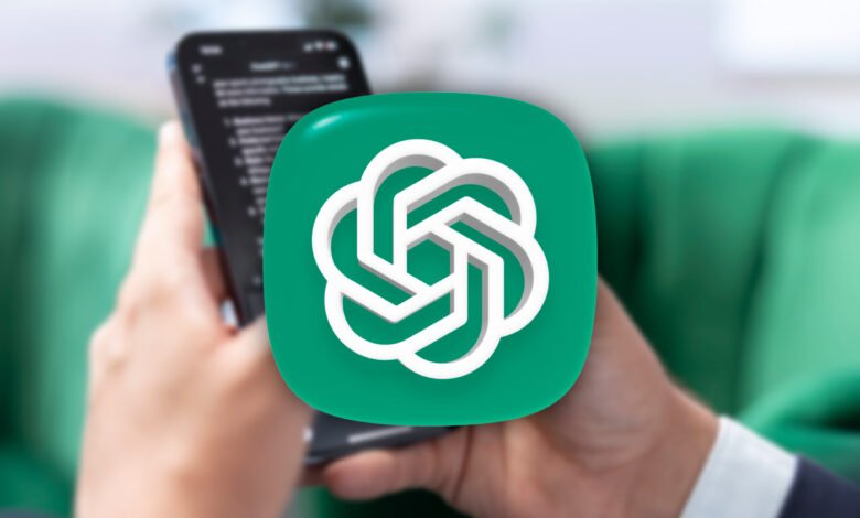 Imagen de un experto en ciberseguridad trabajando en una computadora con herramientas de seguridad