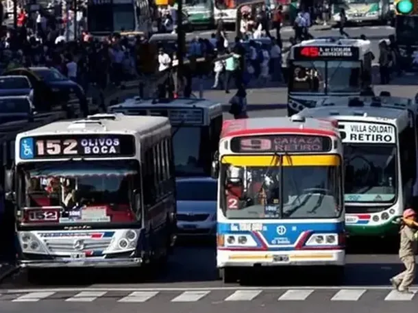 Colectivos en el Área Metropolitana de Buenos Aires