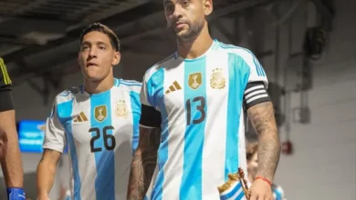 Cuti Romero en acción durante un partido de la Premier League