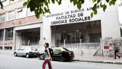 Estudiantes de la Facultad de Ciencias Sociales protestan contra la violencia