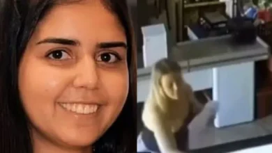 Imagen de una cajera de supermercado en llamas