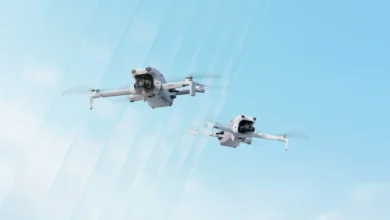 Imagen de los drones DJI Lito X1 y Lito 1 en vuelo