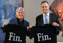 Manuel Adorni en una reunión oficial