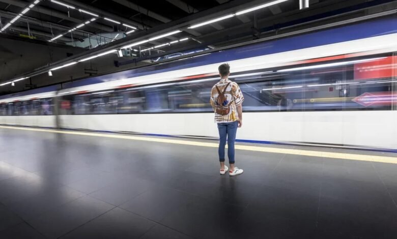 Imagen de un torno de metro con pago sin contacto