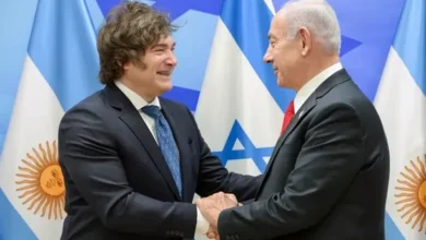 Javier Milei junto a Gideon Sa’ar, canciller israelí