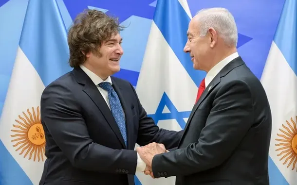 Javier Milei junto a Gideon Sa’ar, canciller israelí