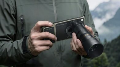 Imagen del Oppo Find X9 Ultra con su cámara destacada