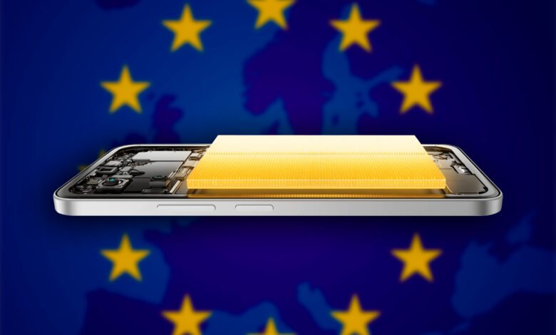 Imagen de un móvil con batería extraíble