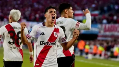 Imagen de los jugadores de River Plate celebrando una victoria