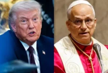 Imagen de Donald Trump y el papa León XIV en un encuentro oficial
