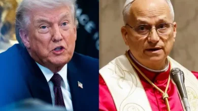 Imagen de Donald Trump y el papa León XIV en un encuentro oficial