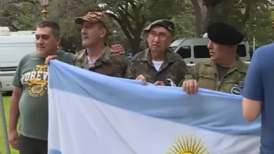 Imagen de veteranos de Malvinas durante un acto conmemorativo