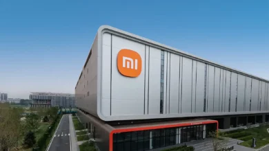 Imagen de un paquete de Xiaomi siendo entregado