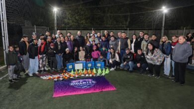 Entrega de elementos e insumos a clubes e iniciativas juveniles en el departamento Cruz del Eje