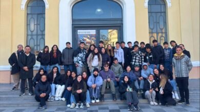 Jóvenes visitando un museo en Córdoba como parte del programa 'Soy Cordobés'
