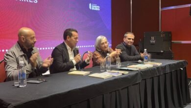 Imagen de la presentación de las obras de Susana Romano Sued y Susana Cabuchi en la Feria del Libro de Buenos Aires
