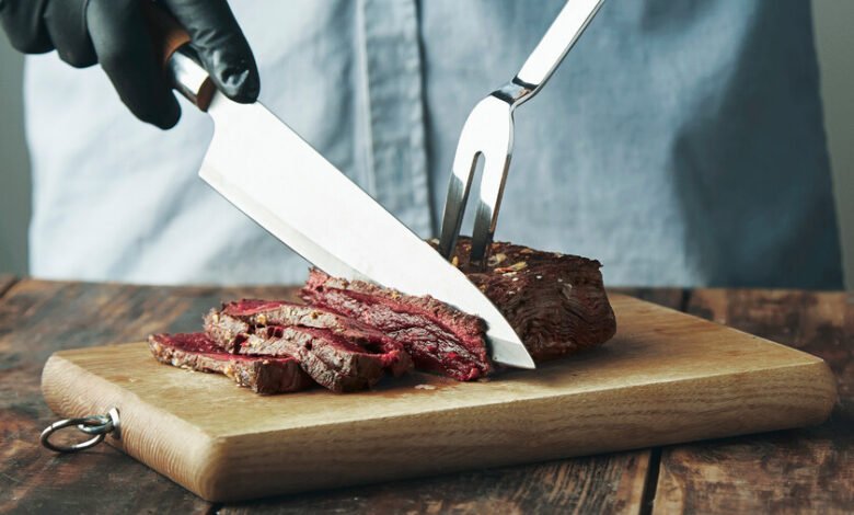 Imagen de un chuletón asado, símbolo del movimiento carnívoro