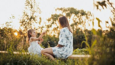 Una madre y su hijo pasando tiempo de calidad juntos