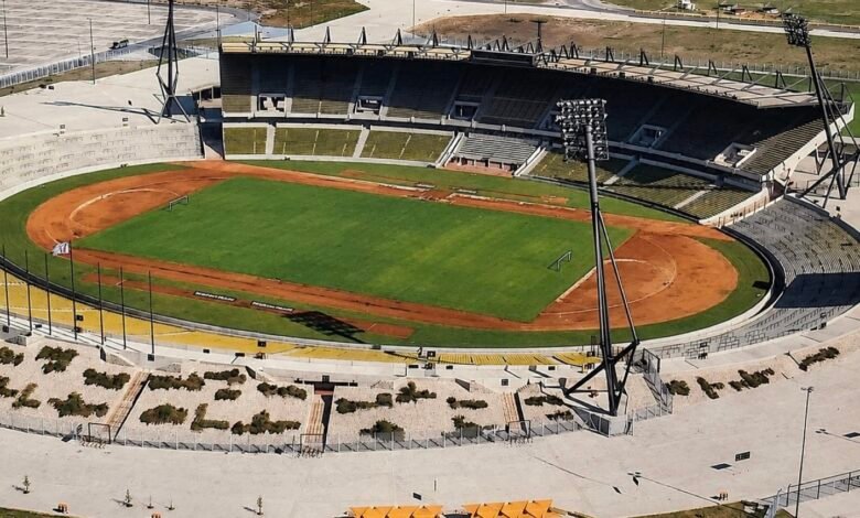 Imagen del Estadio Mario Alberto Kempes en una noche de evento