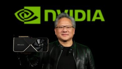 Imagen de una persona trabajando con una inteligencia artificial