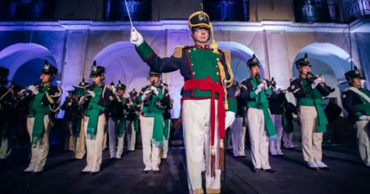 Imágenes del Cambio de Guardia en el Cabildo Histórico de Córdoba
