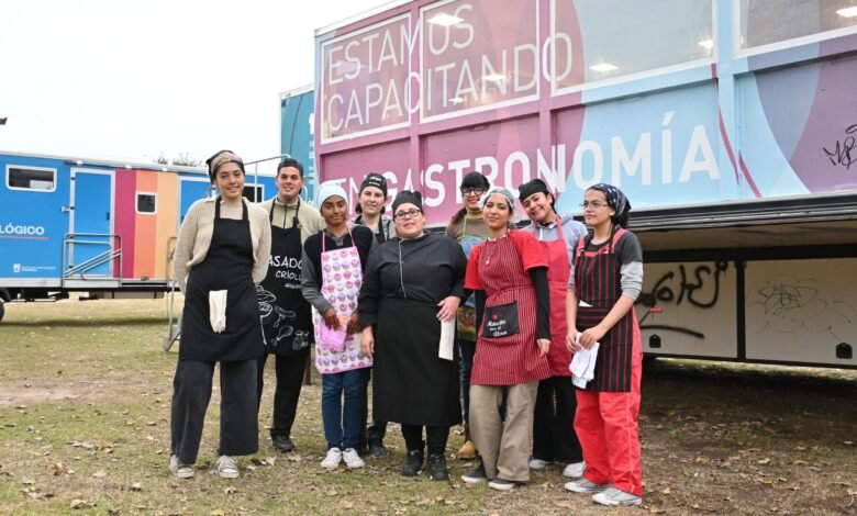 Imagen de las Aulas Talleres Móviles en accion
