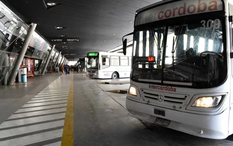 Autobús en la ciudad de Córdoba