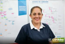 Estudiantes de la licenciatura en Enfermería de la Universidad Provincial de Córdoba durante una práctica profesional