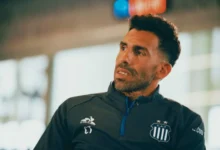 Carlos Tévez en el banco de Talleres de Córdoba